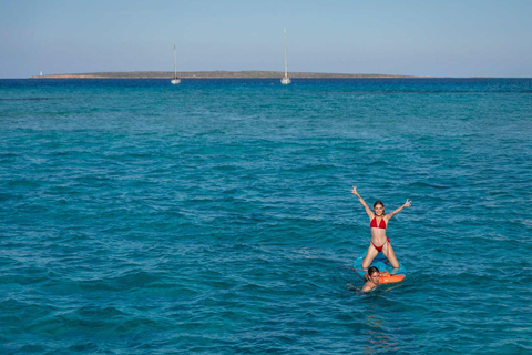 Ibiza: Formentera Tour with Meals Water Activity & Open Bar