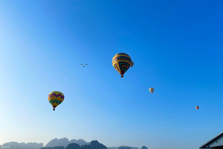 Vang Vieng: Hot Air Balloon Ride at Sunrise or Sunset