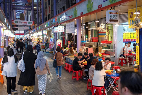 Busan: Cruzeiro guiado ao pôr do sol em Jagalchi e tour noturno pelo mercado