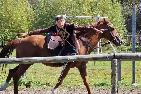 Hunnen Ethnodorf und Issyk See Tagestour