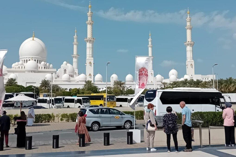 From Dubai: Abu Dhabi Sheikh Zayed Grand Mosque Guided Tour