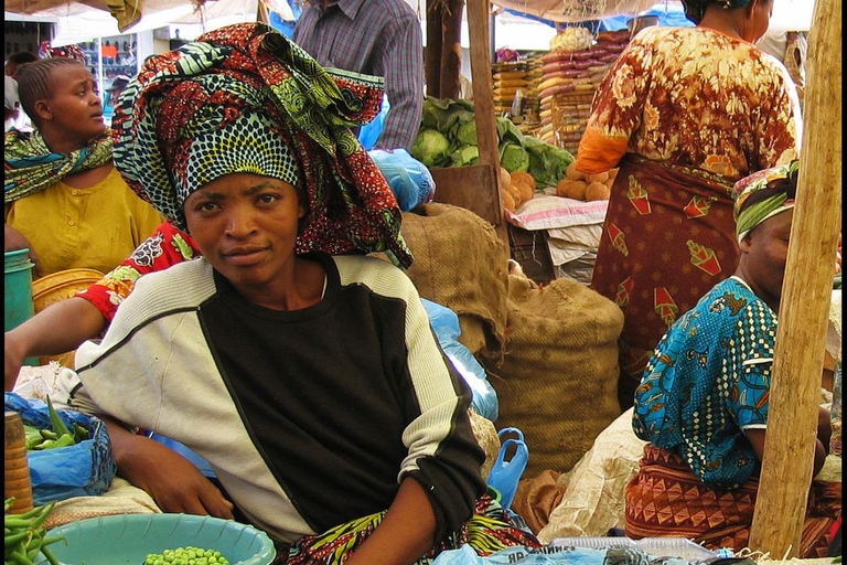 Arusha: Tengeru Market Guided Tour