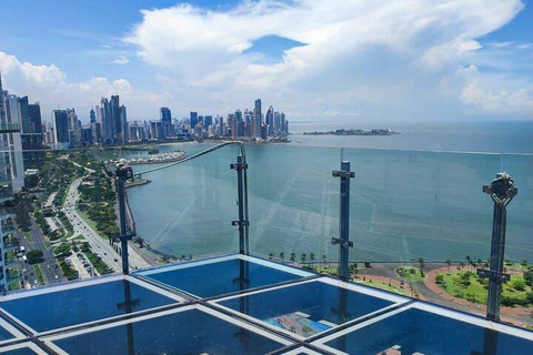 Panama City: Small-Group Canal & Skyline Tour
