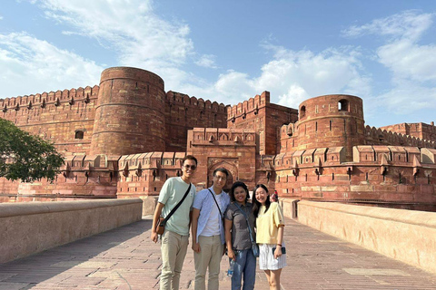 Agra: Skip-the-Line Taj Mahal & Agra Fort privétourTour met Taj Mahal & Agra Fort Toegangsprijzen