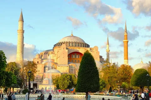 Majestic Istanbul Tour och Bosphorus Sunset Yacht Cruise
