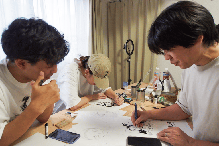 Tokyo: Erfarenhet av mangateckning. (Inga färdigheter krävs)Tokyo Manga Drawing Class guidad av proffs. (Inga förkunskaper krävs