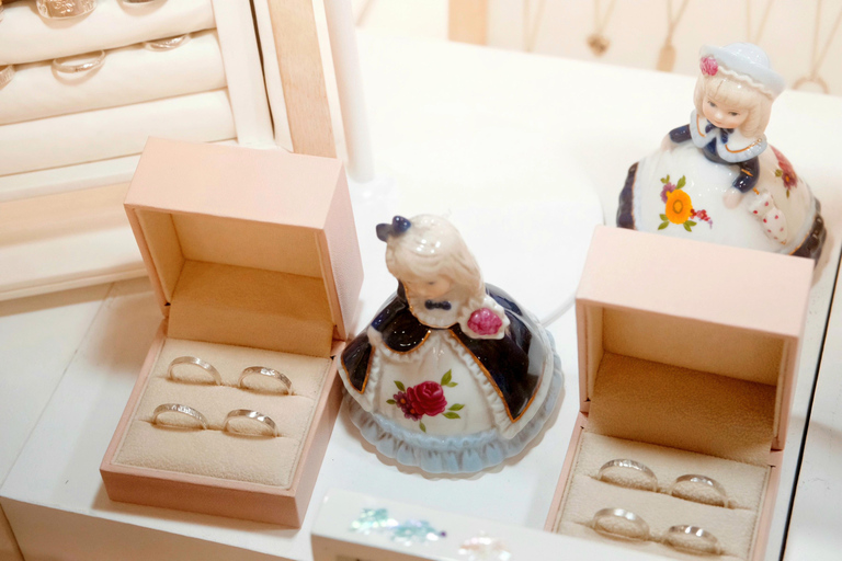 Seoul: Create Your Own Silver Souvenir to Last a Lifetime