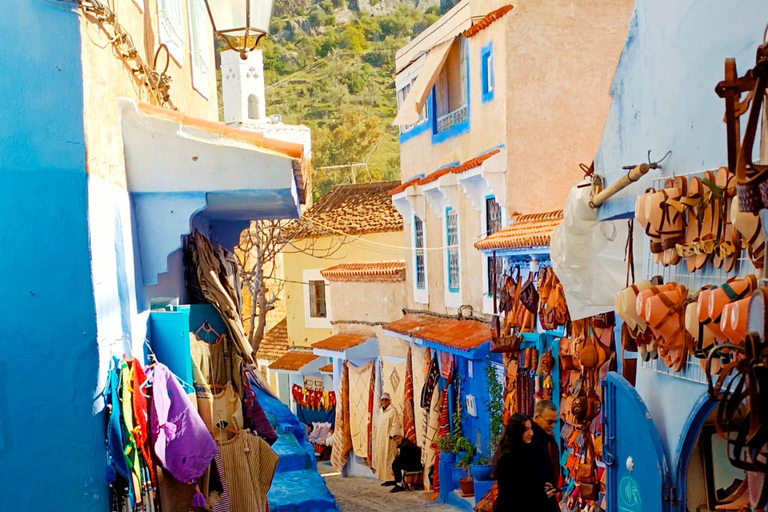 Desde Fez Chefchaouen Excursión de un día con Conductor con Grupo de 8