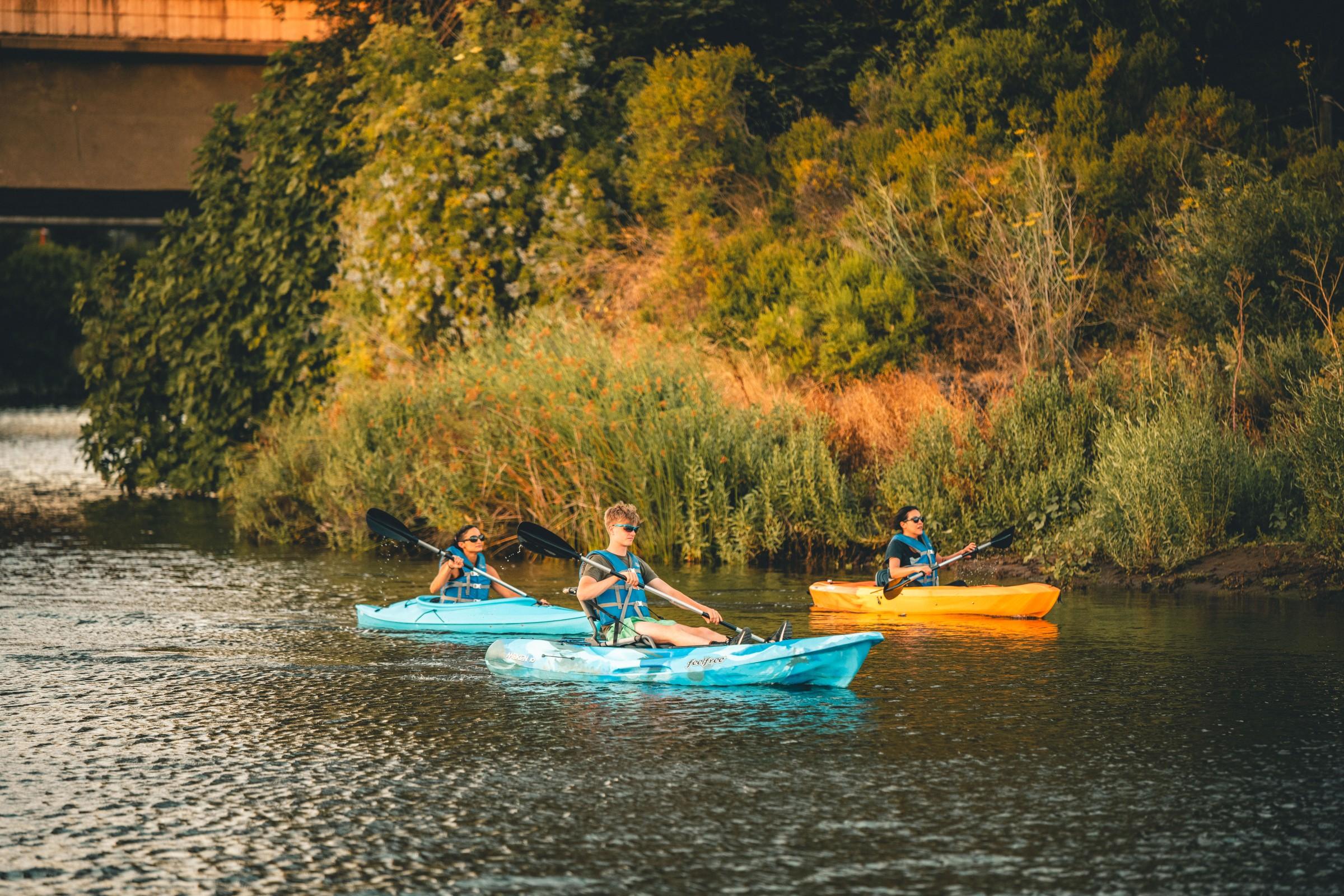 Napa: Kajaktour auf dem Napa River bei Sonnenuntergang