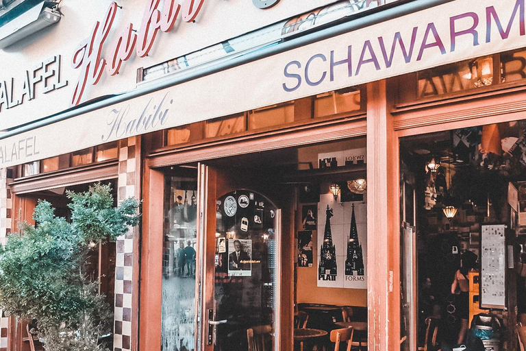 Taste Cologne: Evening Food Tour with Local Guide and Drinks