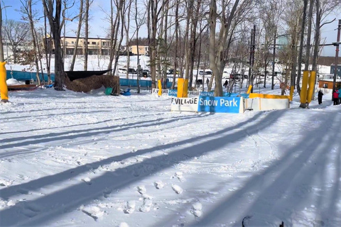 Play with Snow! at HOKKAIDO Snow park & Outlet Shopping Skiing and sledding experience full set plan