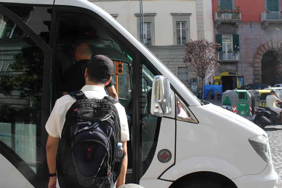 Ab Neapel: Shuttle nach Pompeji und zum Vesuv mit bevorzugtem Einlass. Foto: GetYourGuide Ab Neapel: Shuttle nach Pompeji und zum Vesuv mit bevorzugtem Einlass. Foto: GetYourGuide