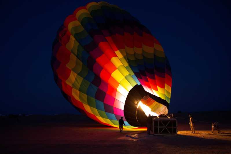 Дубаи: вожња балоном на врући ваздух и изложба сокола изнад пустиње