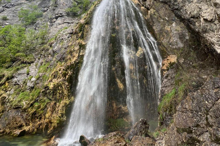 Day Tour Theth : Thethi National Park - Blue Eye - Waterfall