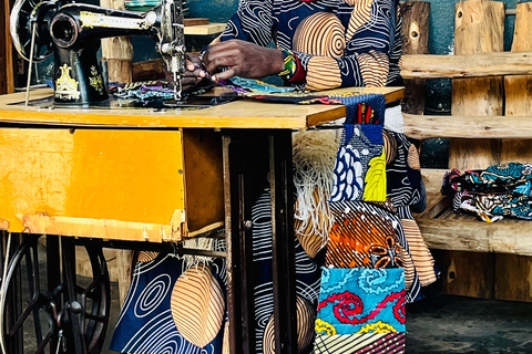 Arusha: Workshop zur Schmuckherstellung, Batik oder Weberei