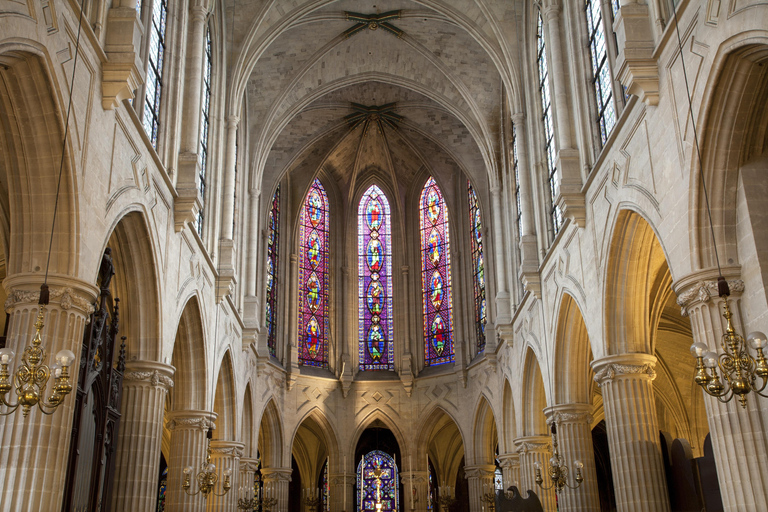 Paris: Ghosts, Legends & Mysteries Evening Walking Tour Paris: Murder Mysteries Group Walking Tour