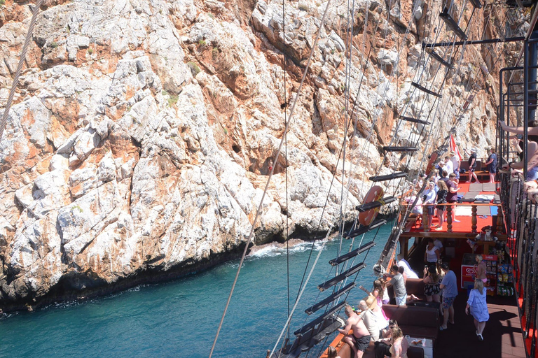 Tour de la ciudad de Alanya durante todo el día: Barco, Castillo, Río Dim, Cueva DimDesde Alanya