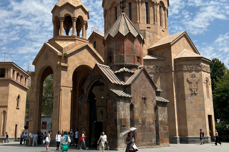 Unveil the charms of Yerevan: Walking tour across the city