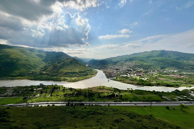 Tbilisi: Mtskheta, Jvari, Gori & Uplistsikhe Guided Tour ✨ Tbilisi: Mtskheta, Jvari, Gori & Uplistsikhe Guided Tour ✨