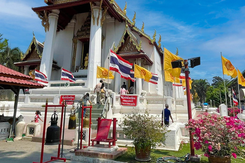 Bangkok: Ayutthaya hidden temples & tuk-tuk tour
