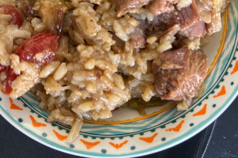 Chipre: Aulas de culinária na Taberna Fournisto com almoço