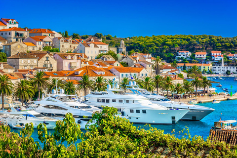 Split: Full-Day 4 Islands Tour by Luxury Boat