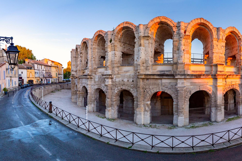 Arles: Express Walk with a Local 60 min - Walking Tour
