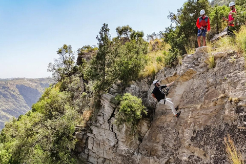 Tanomah: Abseiling Adventure Experience (Rappelling) A group of 4 people