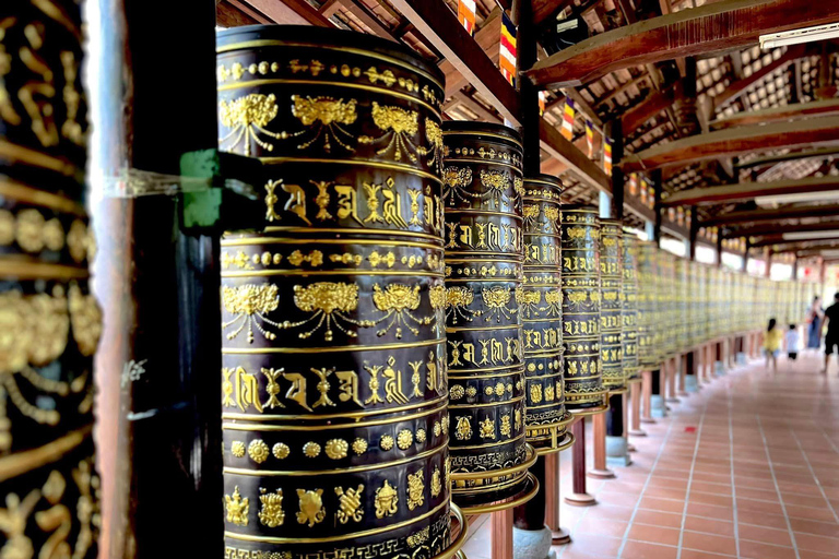 Black Virgin Mountain, Caodai Temple, Buddha Pagoda Tour Private Tour With Buffet