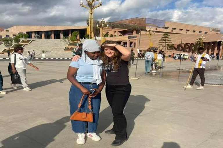 Addis Ababa: Walking Tour with Adwa Museum & Mercato
