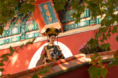 Beijing: Chinese Qing Dynasty Costume Travel Photography