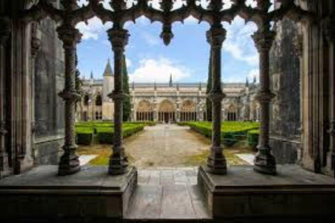 From Lisbon: Medieval Tour, Batalha, Tomar, Alcobaça, Óbidos Private Tour Option