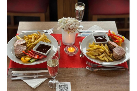 Evening cruise through Prague with 3-course served menu