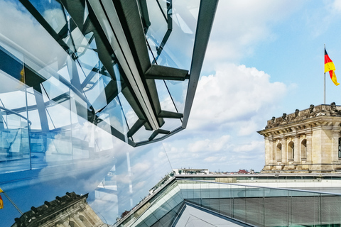 Berlín: barrio del gobierno y cúpula del ReichstagTour público regular en alemán