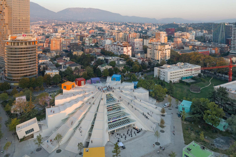 Tirana Fahrradtour Geschichte Kultur und Fahrt durch den Grand Park