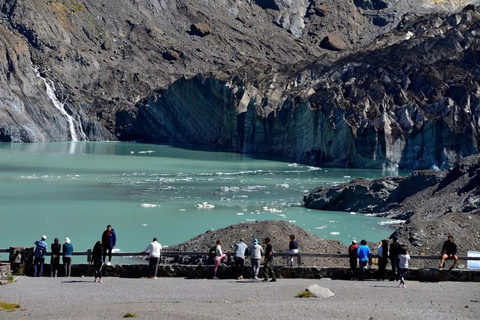 Bariloche: Cerro Tronador and Ventisquero Negro Day Trip English or Portuguese