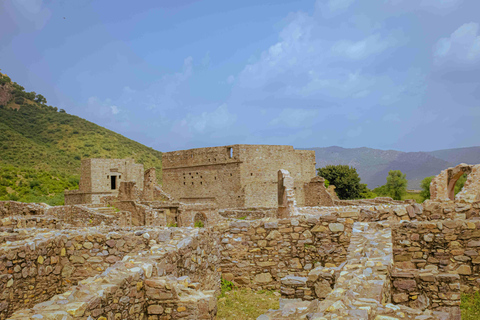 Jaipur: Haunted Bhangarh Fort Full Day TripPrivate Tour With Transportation + Guide + Lunch