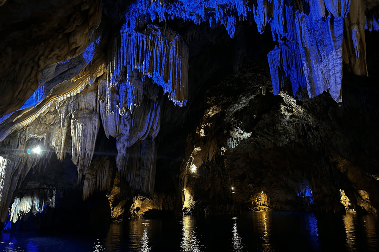 Coron Private Speedboat Tour with Exclusive Lagoon Lunch