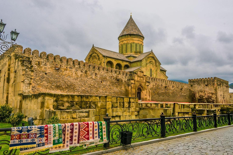 Tbilisi: Mtskheta, Jvari, Gori & Uplistsikhe Guided Tour ✨ Tbilisi: Mtskheta, Jvari, Gori & Uplistsikhe Guided Tour ✨