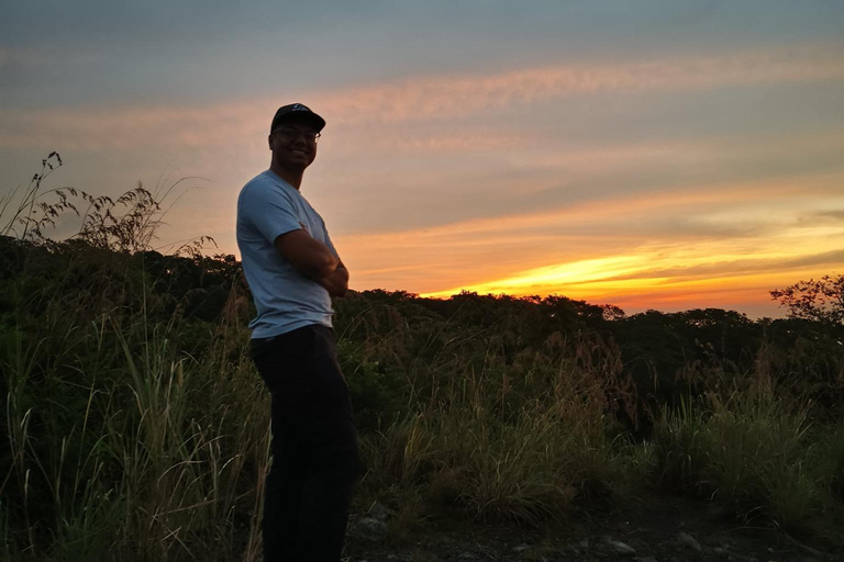 Jeep-Abenteuer bei Sonnenaufgang am Merapi, Jomblang- und Pindul-Höhleohne Sonnenaufgang; Jomblang und Pindul-Höhle