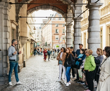 City Highlights Walking and Tasting Tour