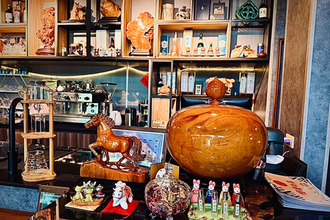 Kaohsiung：Mindful Day Journey–Temple, Art Café & Old Street