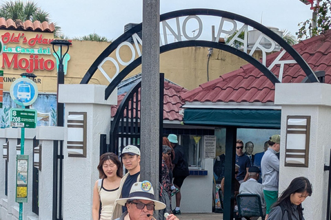 Miami: Little Havana Tour in French for Small Groups (Max. 10 People)