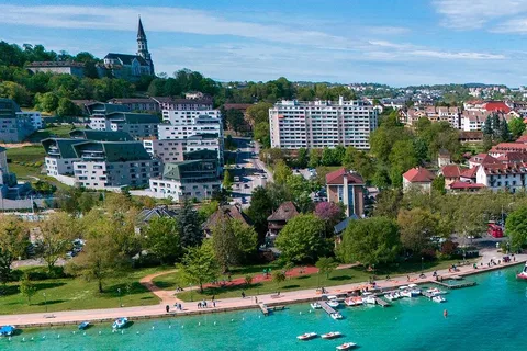 Geneva: Megeve and Annecy Day Trip with Hotel Pickup