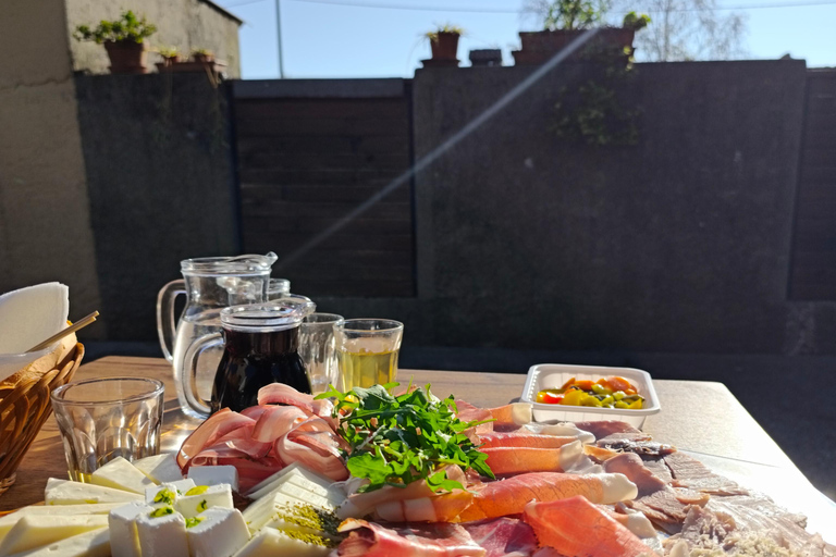 From Ljubljana: East Slovenia Backroads Tour with Meal