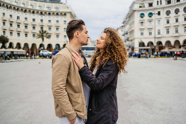 Thessaloniki: Private City & Waterfront Photoshoot Standard: 20 photos | 30 mins