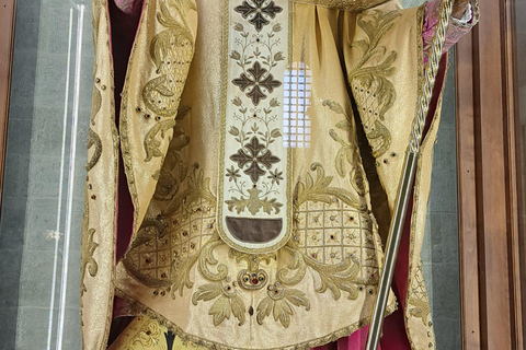 Bari: Basilica of Saint Nicholas Guided Tour