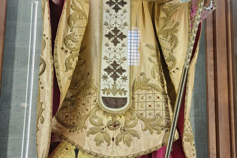 Bari: Basilica of Saint Nicholas Guided Tour