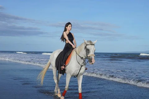 Bali: Horse Riding on the Beach Guide Tour