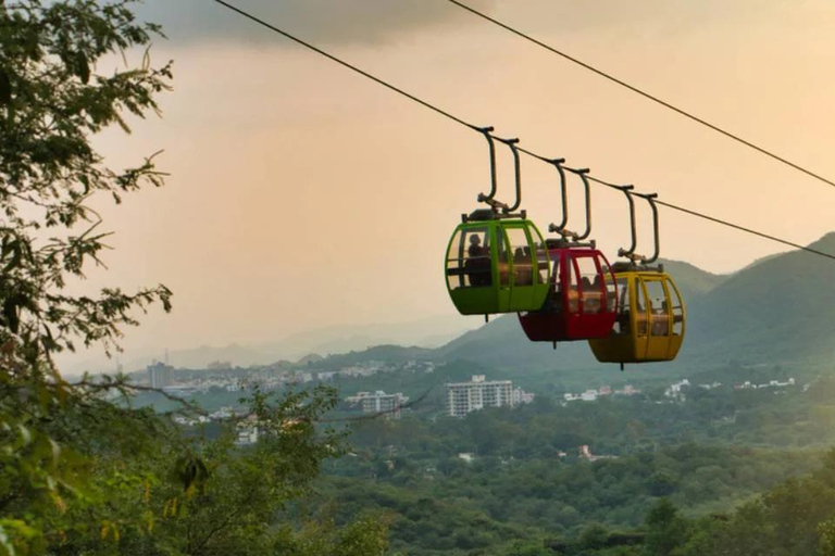 Udaipur: Instagram Photo Tour with Boat Ride & Sunset Views Tour by Car with an Expert Guide
